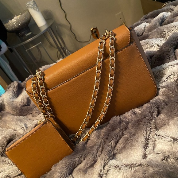 Tory Burch Bag with wallet - Picture 4 of 6